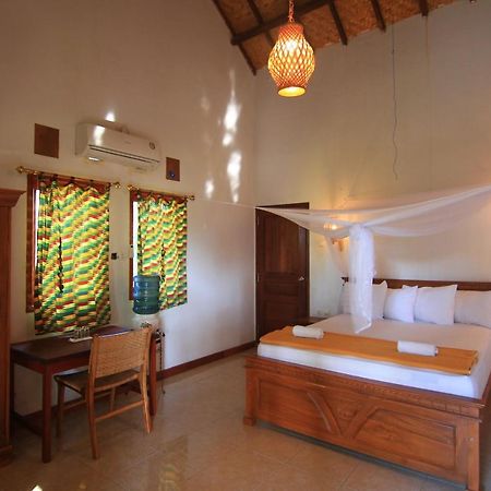 Bidara Cottage Labuhan Pandan Exterior foto